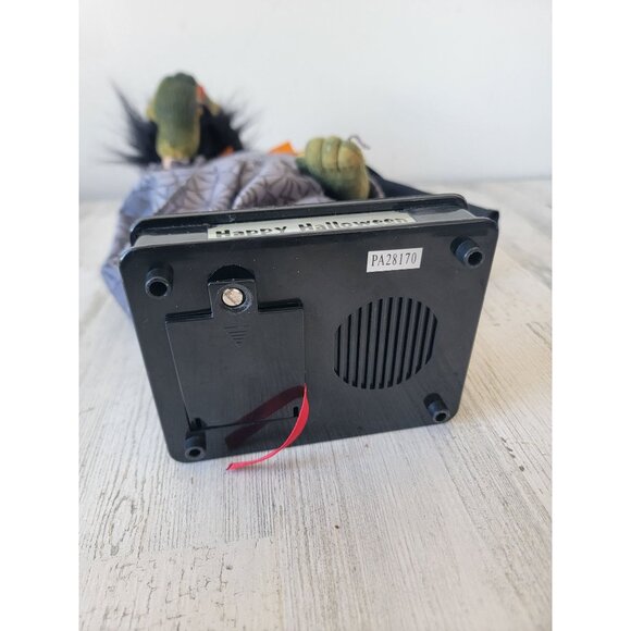 Vintage headless AS IS Witch Happy Halloween home decor prop - Picture 7 of 7